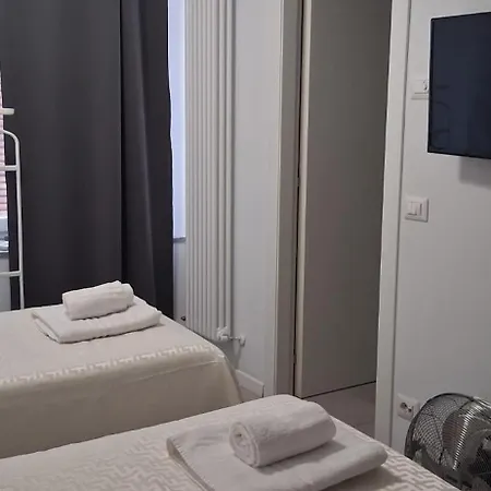 Your Independent With Parking Apartment
