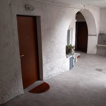 Apartment Your Independent With Parking *