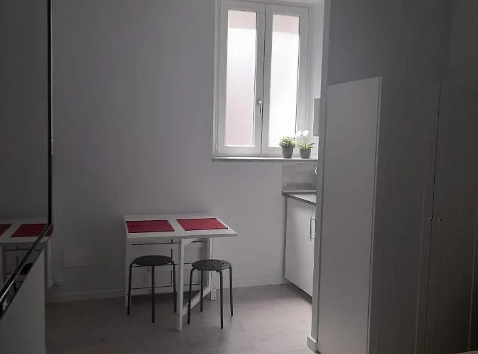 Appartement Your Independent With Parking Lecco