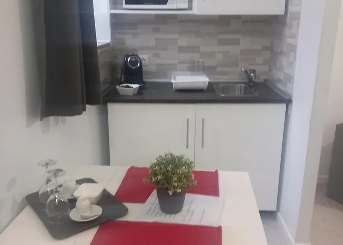 Appartement Your Independent With Parking Lecco